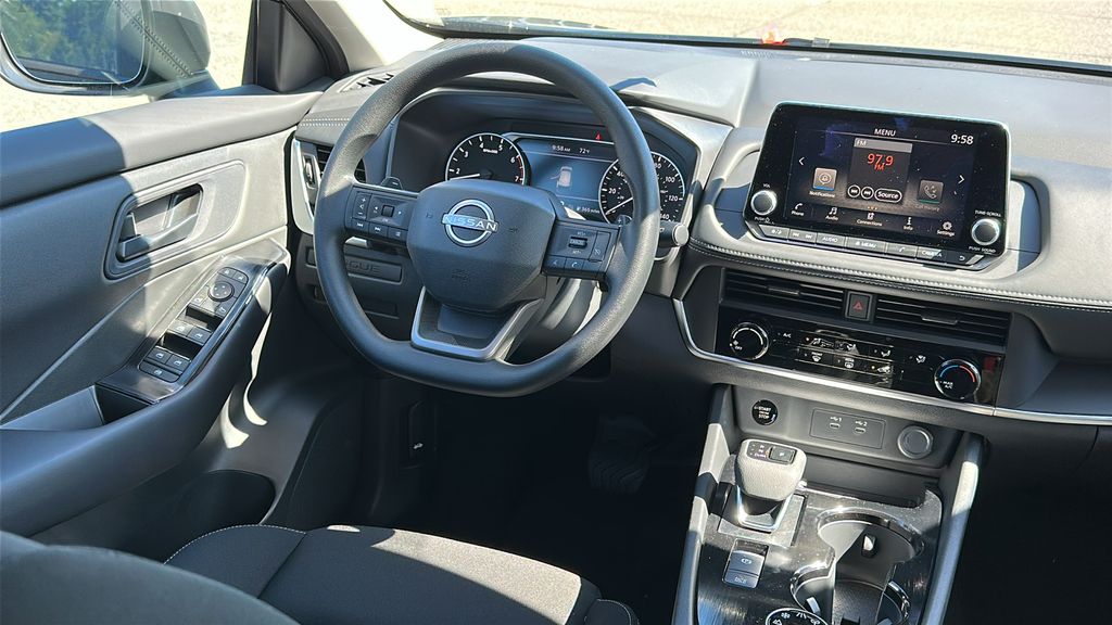2026 Nissan Rogue S photo 22