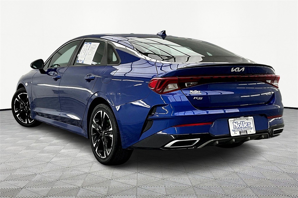 2022 Kia K5 GT-Line photo 12