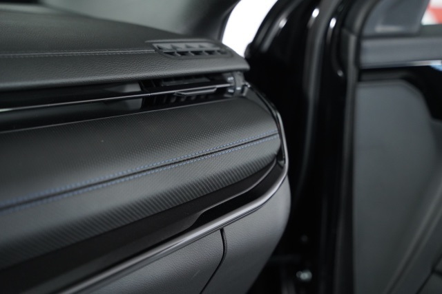 2025 Jeep Compass Limited photo 2
