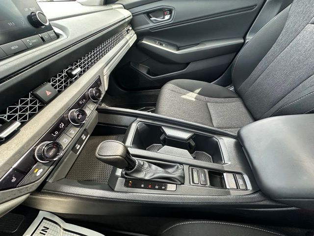 2023 Honda Accord EX photo 24