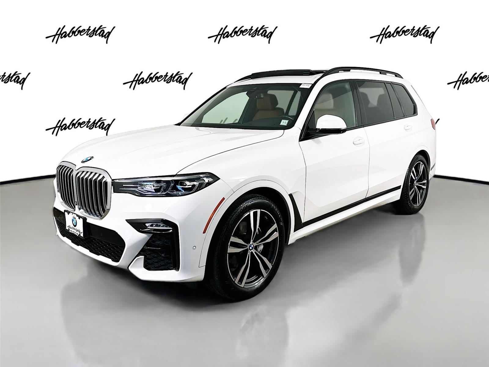 2020 BMW X7 40i's photo