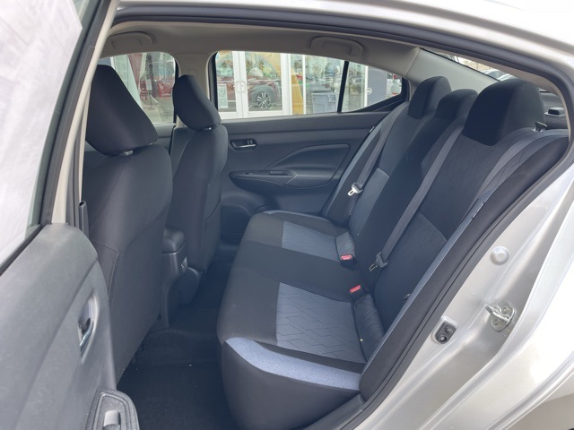 2025 Nissan Versa SV photo 20