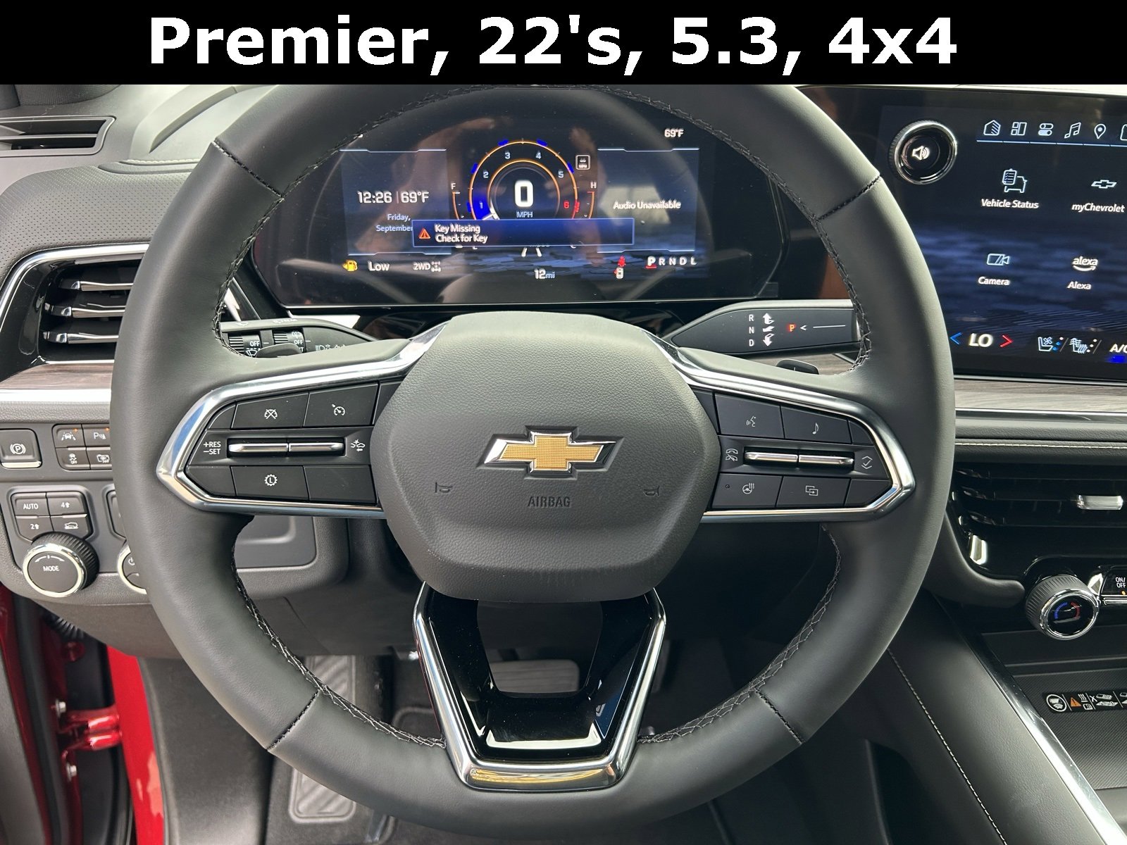 2025 Chevrolet Suburban Premier photo 14