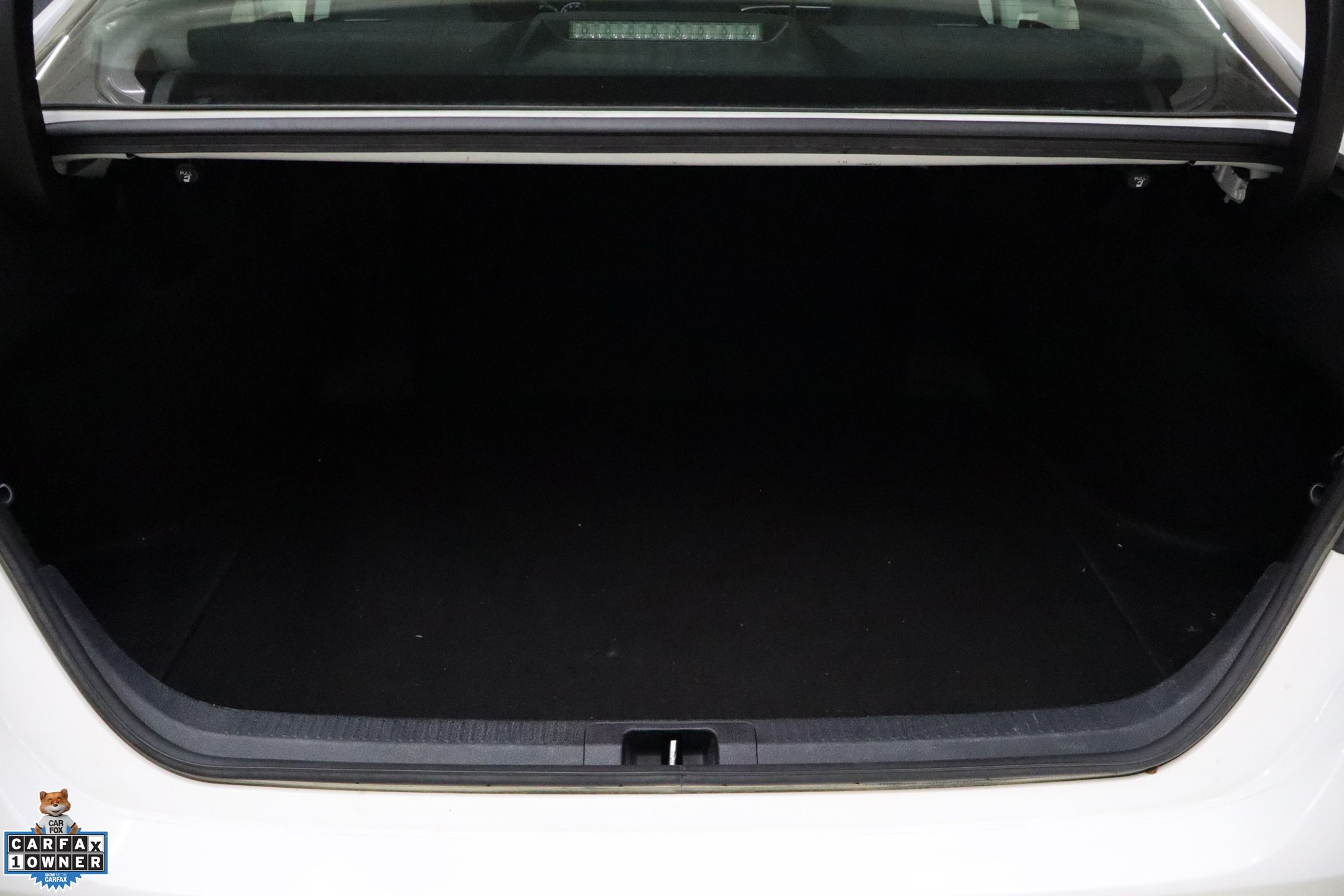 2023 Toyota Camry SE photo 19