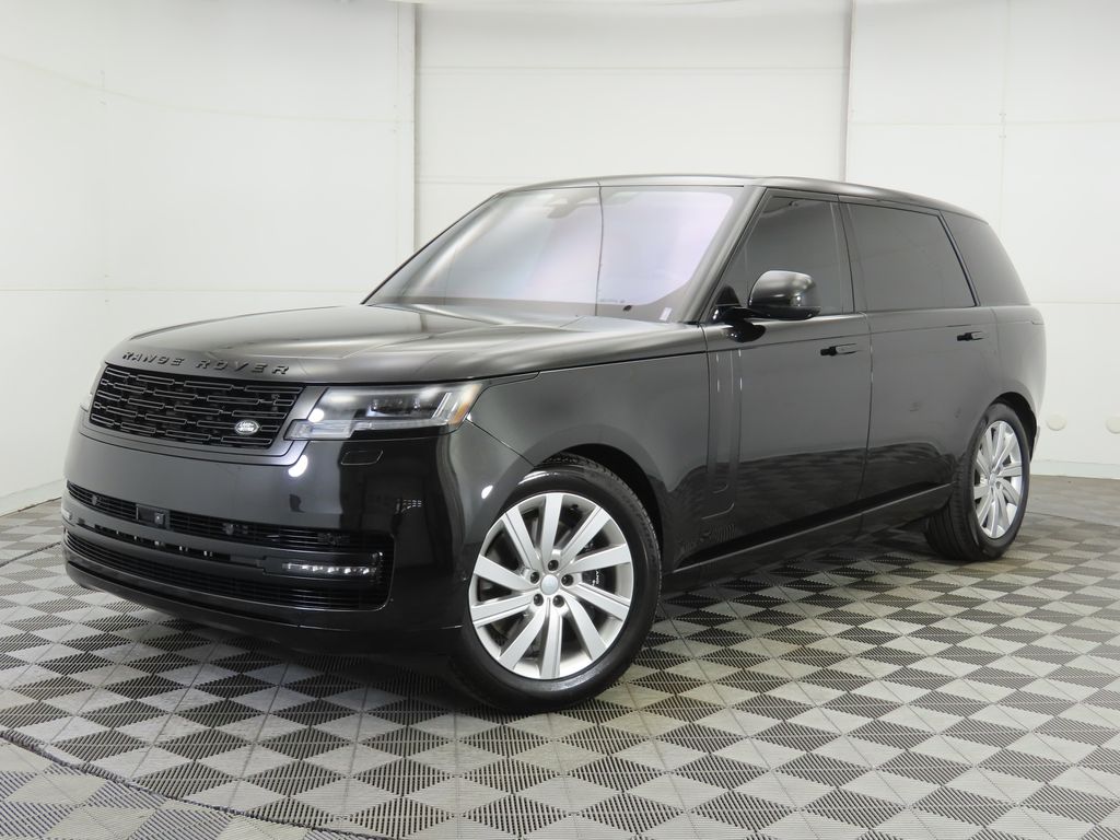 2023 Land Rover Range Rover SE's photo