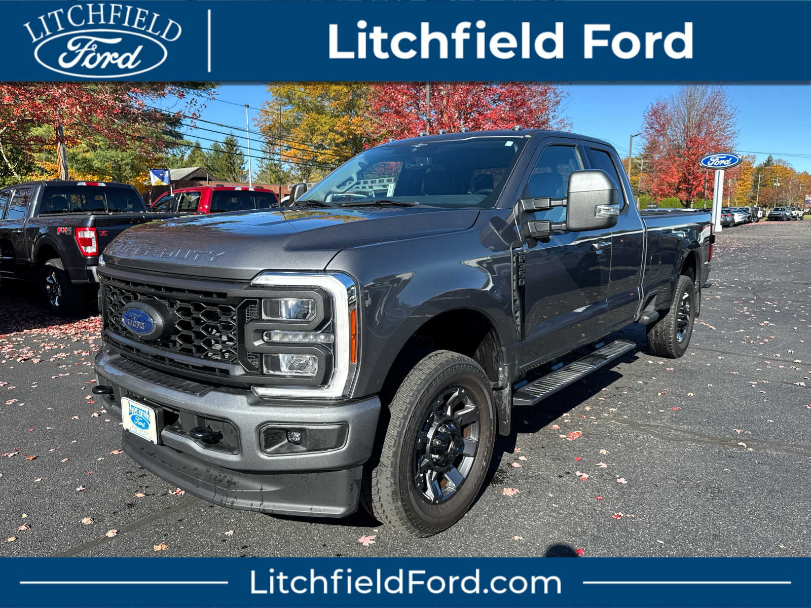2023 Ford F-350 Super Duty Lariat's photo