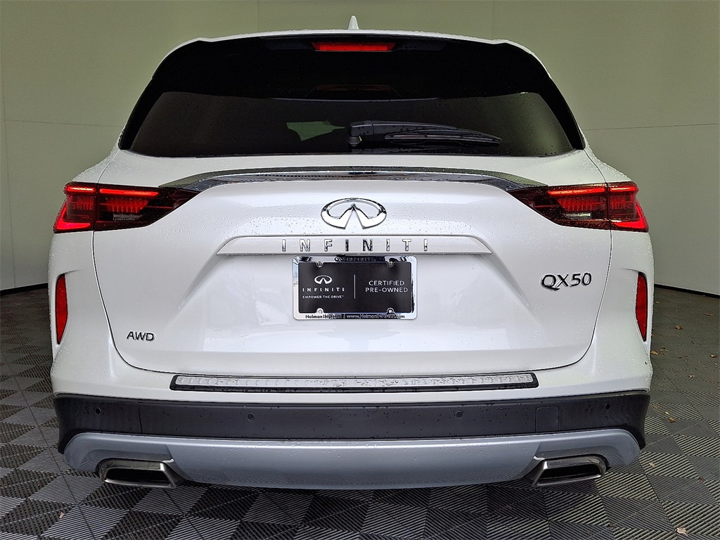 2022 Infiniti QX50 Essential photo 3