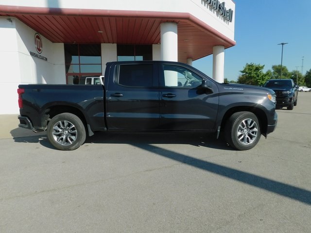 2024 Chevrolet Silverado 1500 RST photo 9