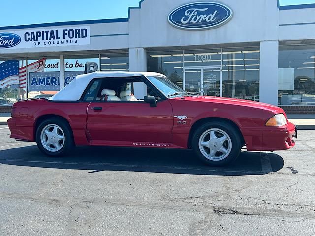 1992 Ford Mustang GT photo 5