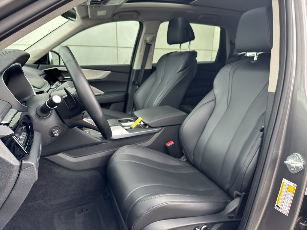 2023 Acura MDX SH-AWD photo 8