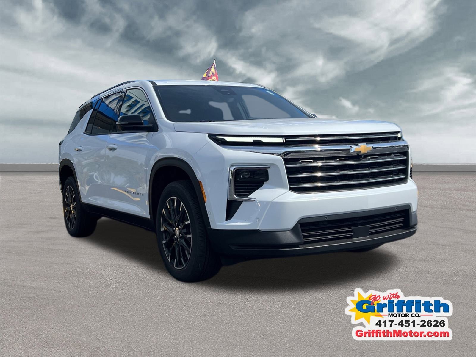 2026 Chevrolet Traverse photo 2