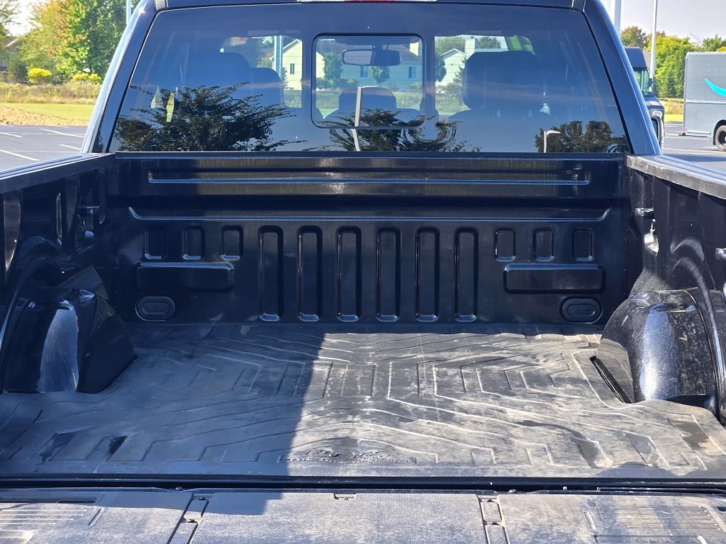 2021 Ford F-150 Lariat photo 13