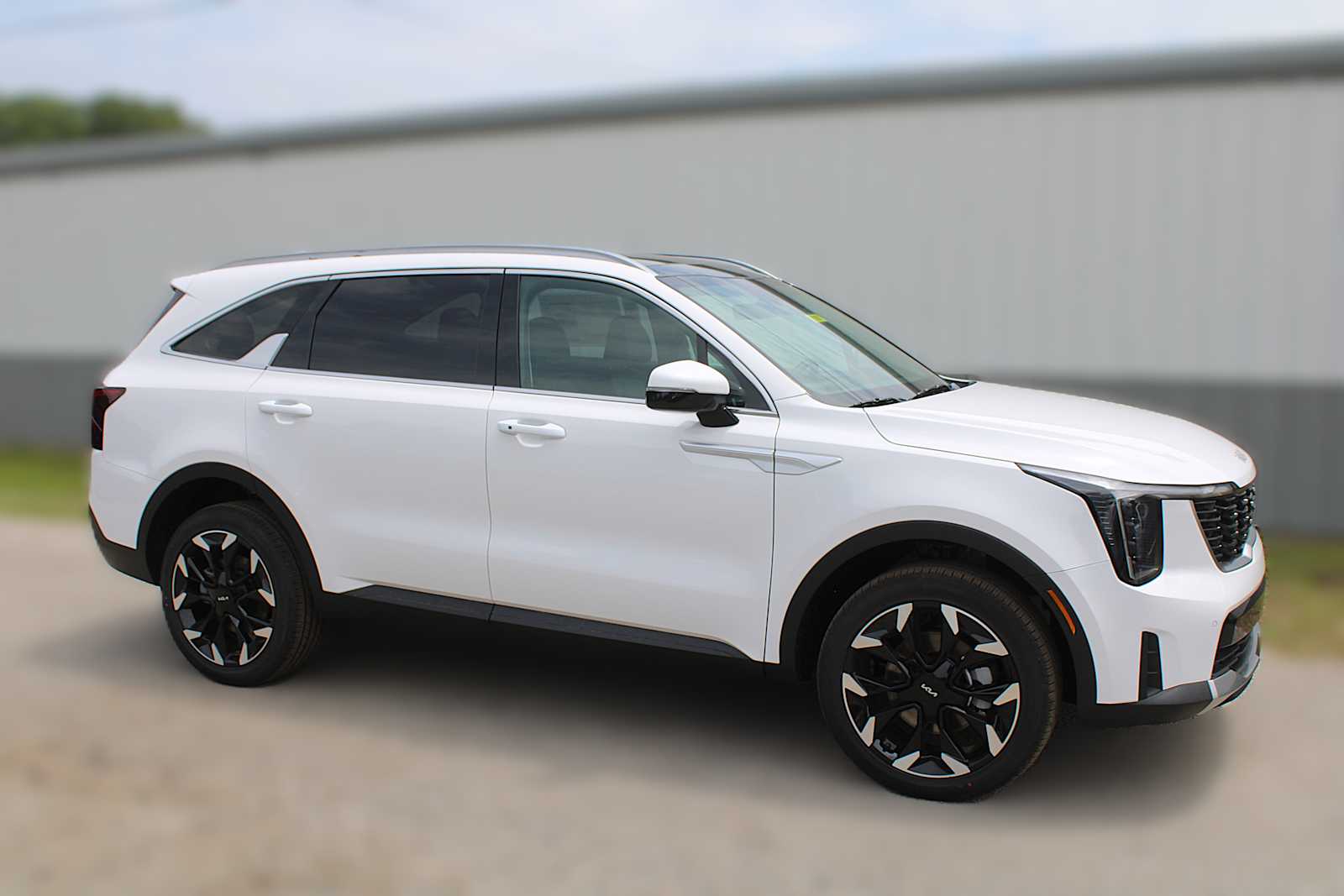 2025 Kia Sorento EX photo 2