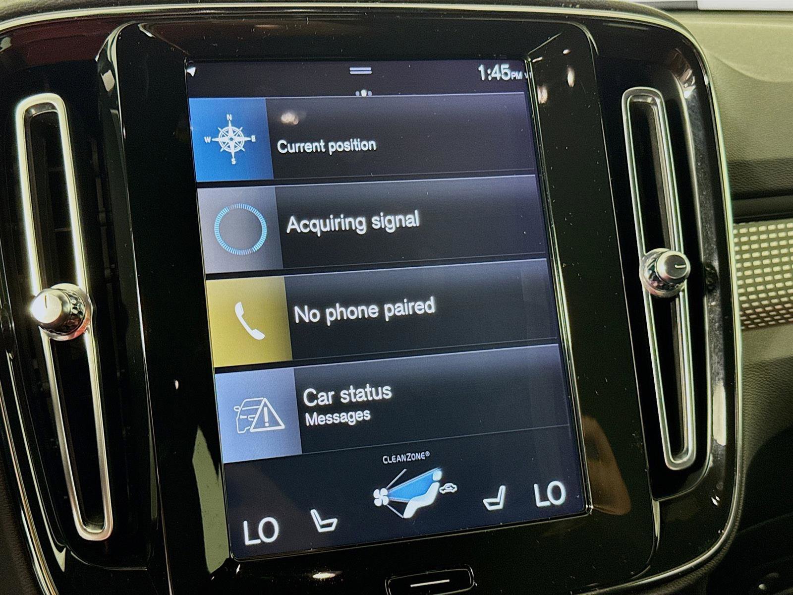 2021 Volvo XC40 T5 R-Design photo 15