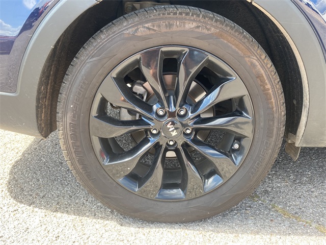 2020 Kia Sorento S photo 8