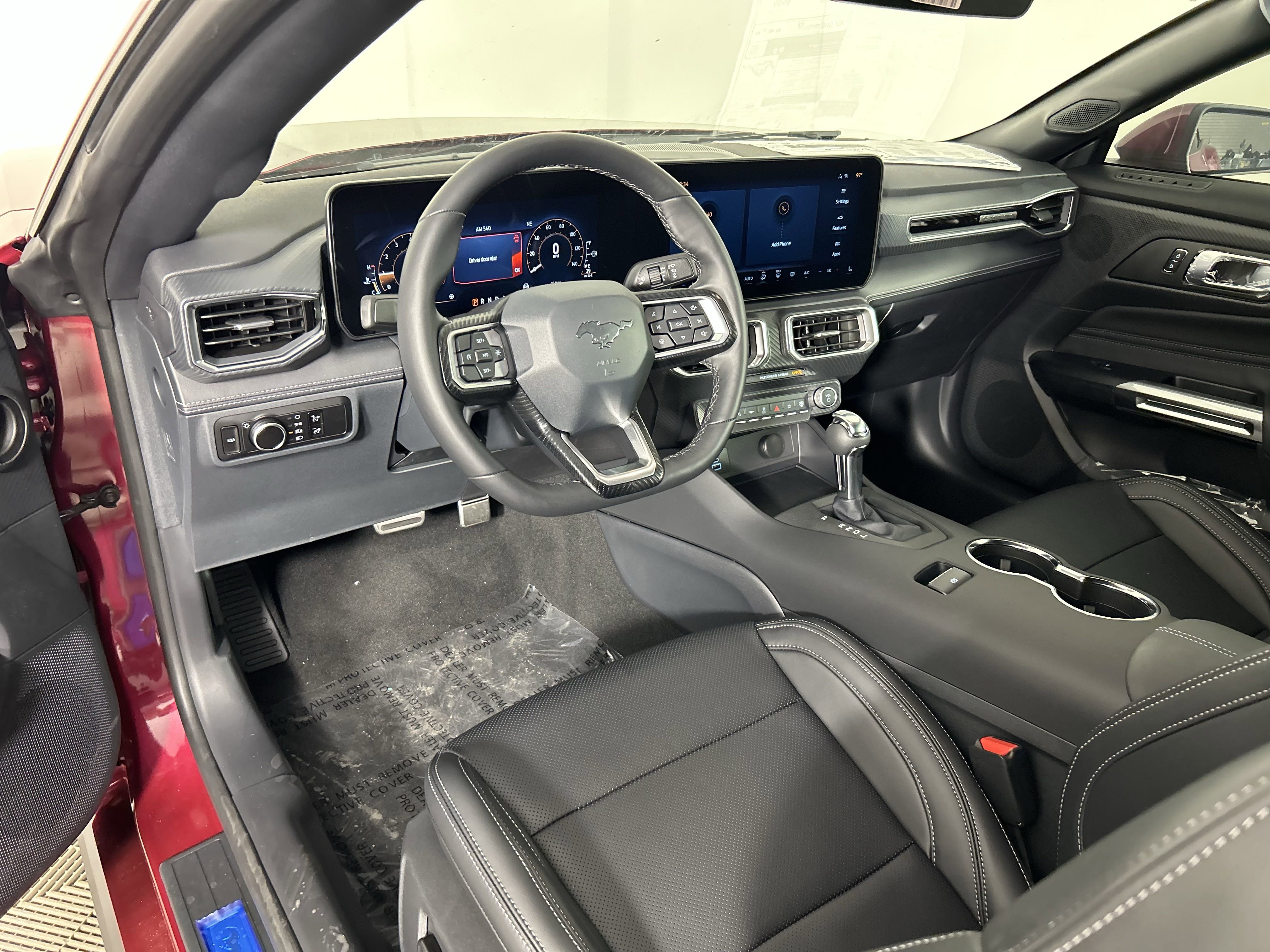 2025 Ford Mustang EcoBoost Premium photo 10