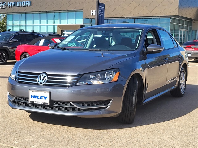 Used 2012 Volkswagen Passat S with VIN 1VWAP7A36CC056090 for sale in Fort Worth, TX