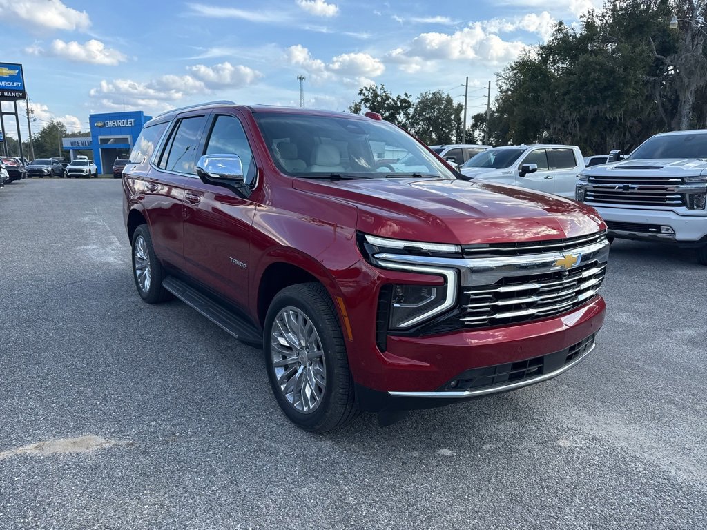 2025 Chevrolet Tahoe Premier photo 2