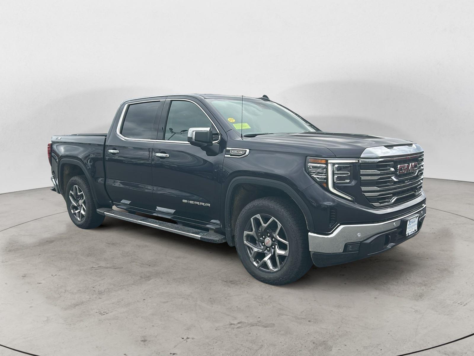 2026 GMC Sierra 1500 SLT's photo