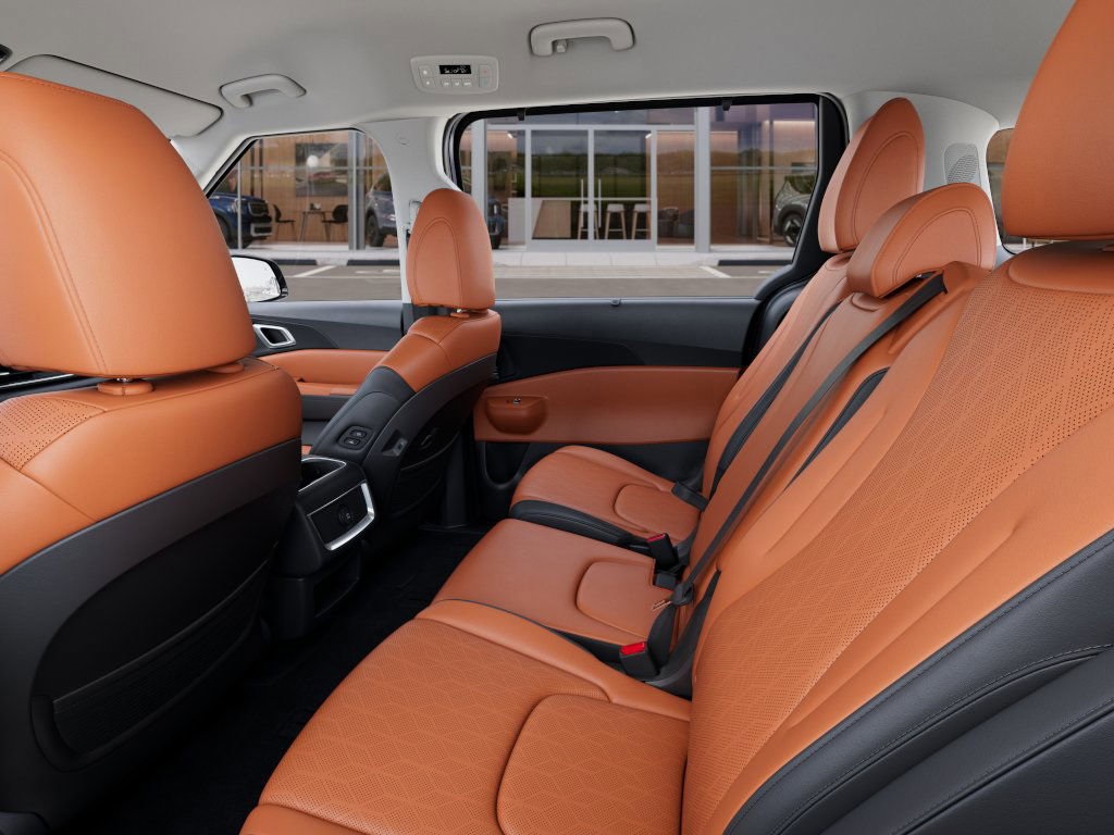 2026 Kia Carnival EX photo 17
