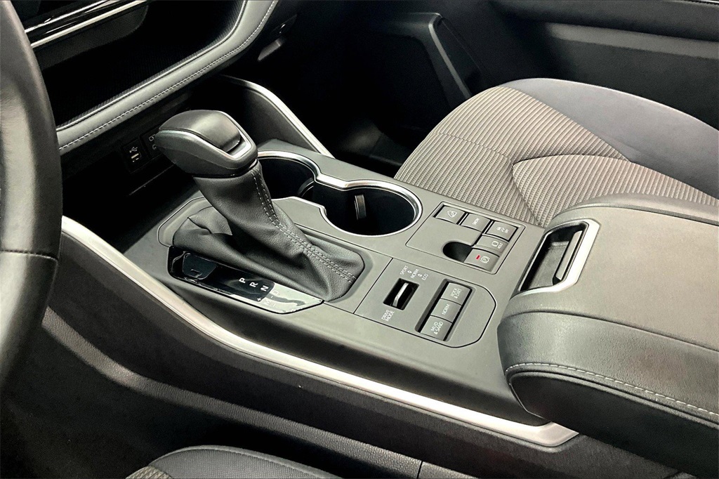 Used 2024 Midnight Black Metallic Toyota LE image 15