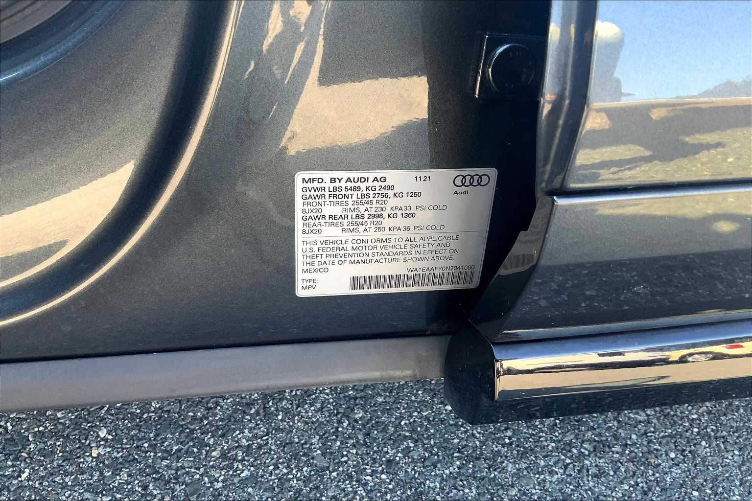 2022 Audi Q5 S line Premium Plus photo 30