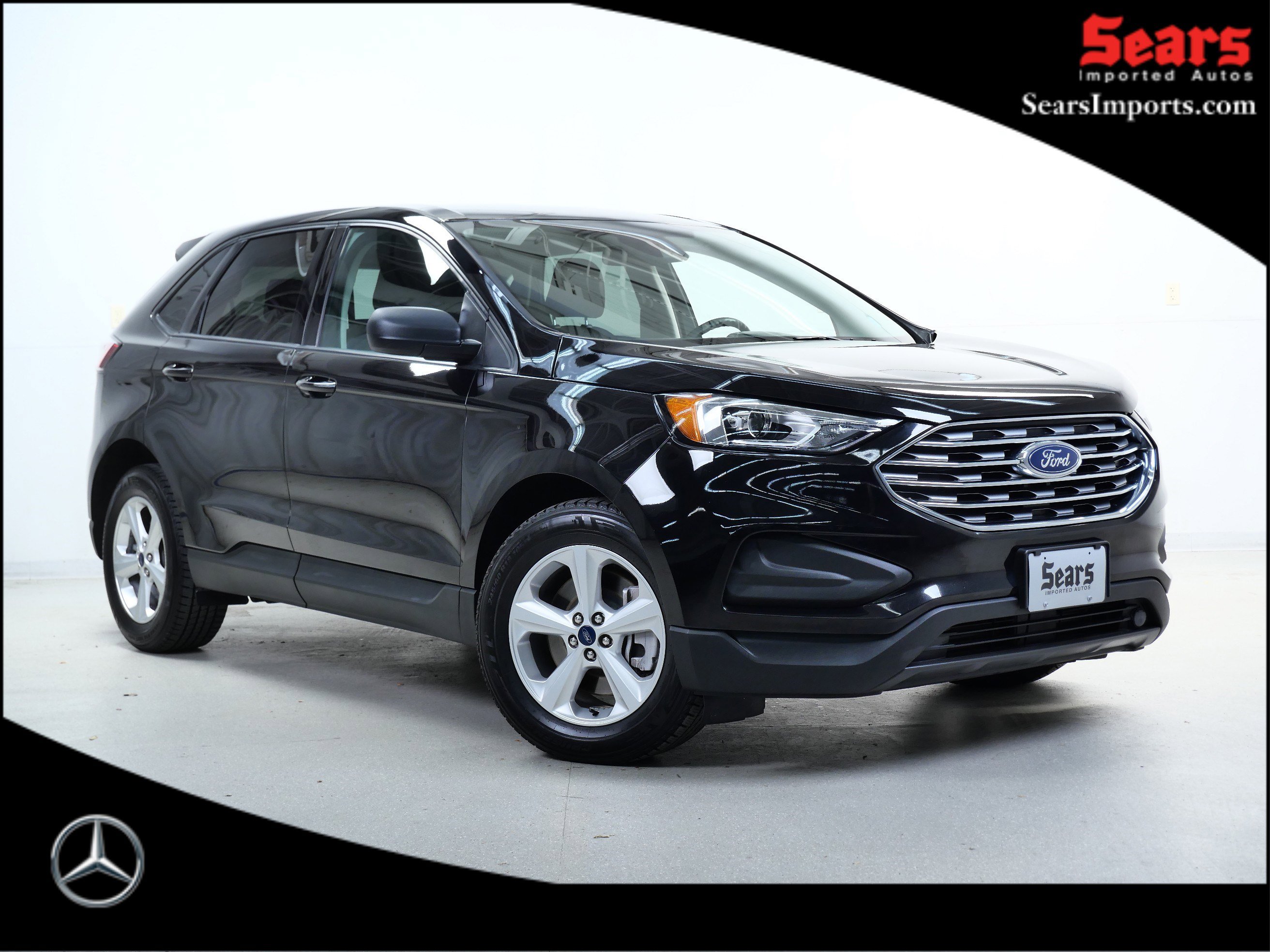 2021 Ford Edge SE's photo