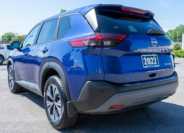 2022 Nissan Rogue SV photo 5