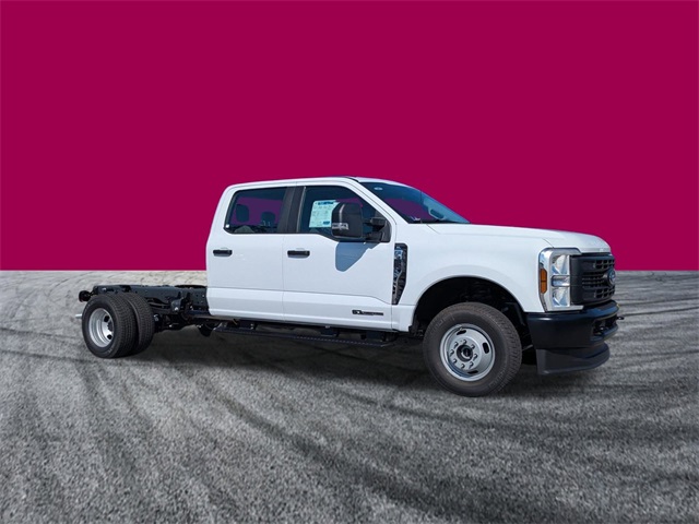 2026 Ford F-350 XL photo 2