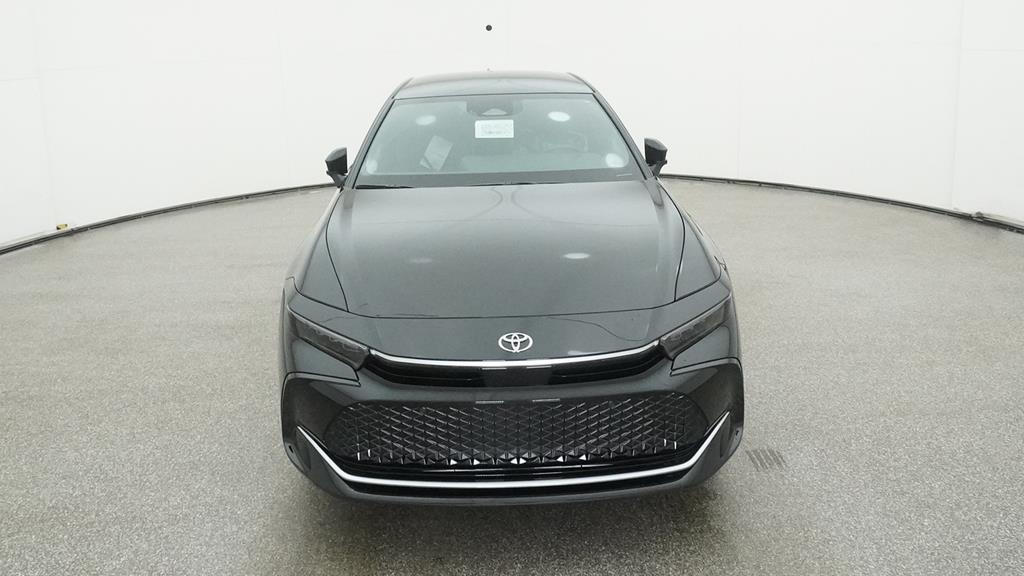2025 Toyota Crown photo 2