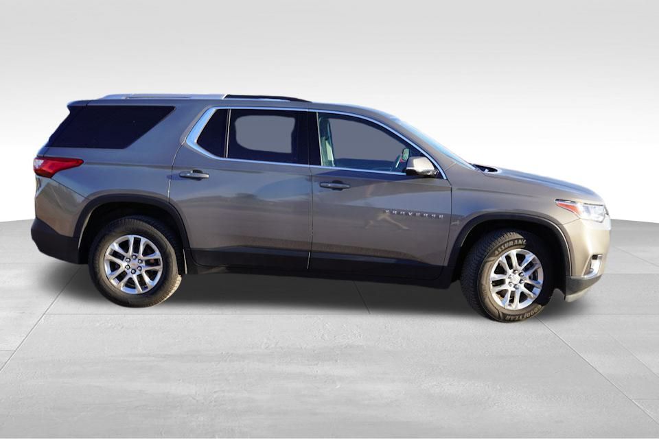 2018 Chevrolet Traverse photo 3