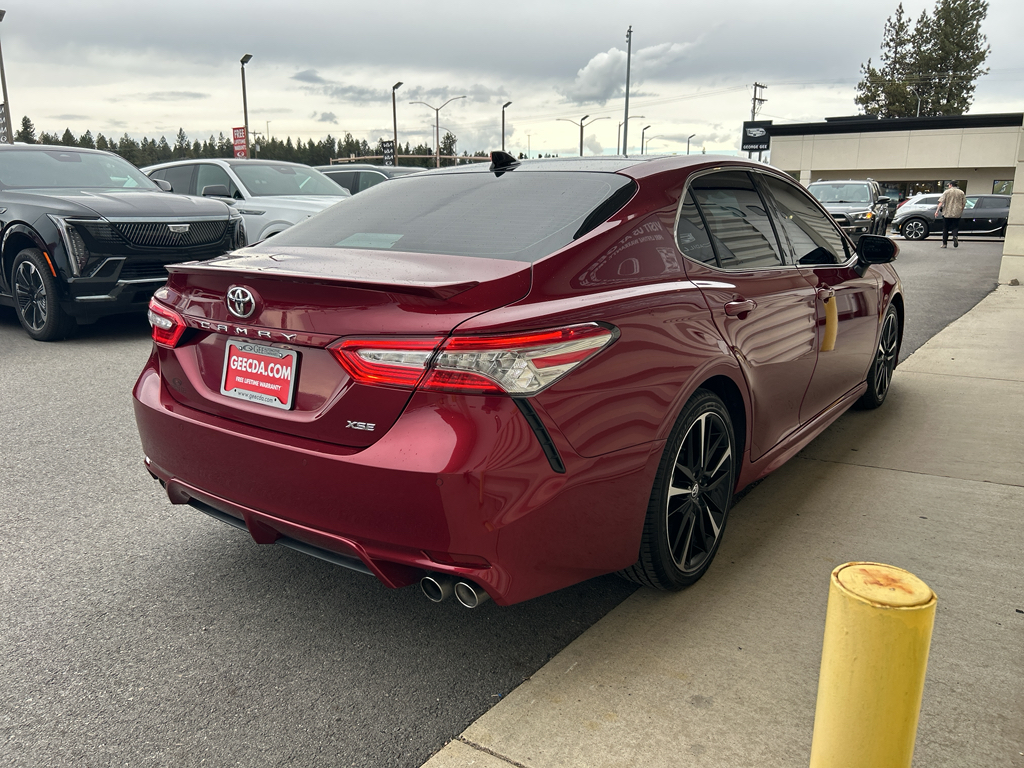 2018 Toyota Camry XSE photo 4