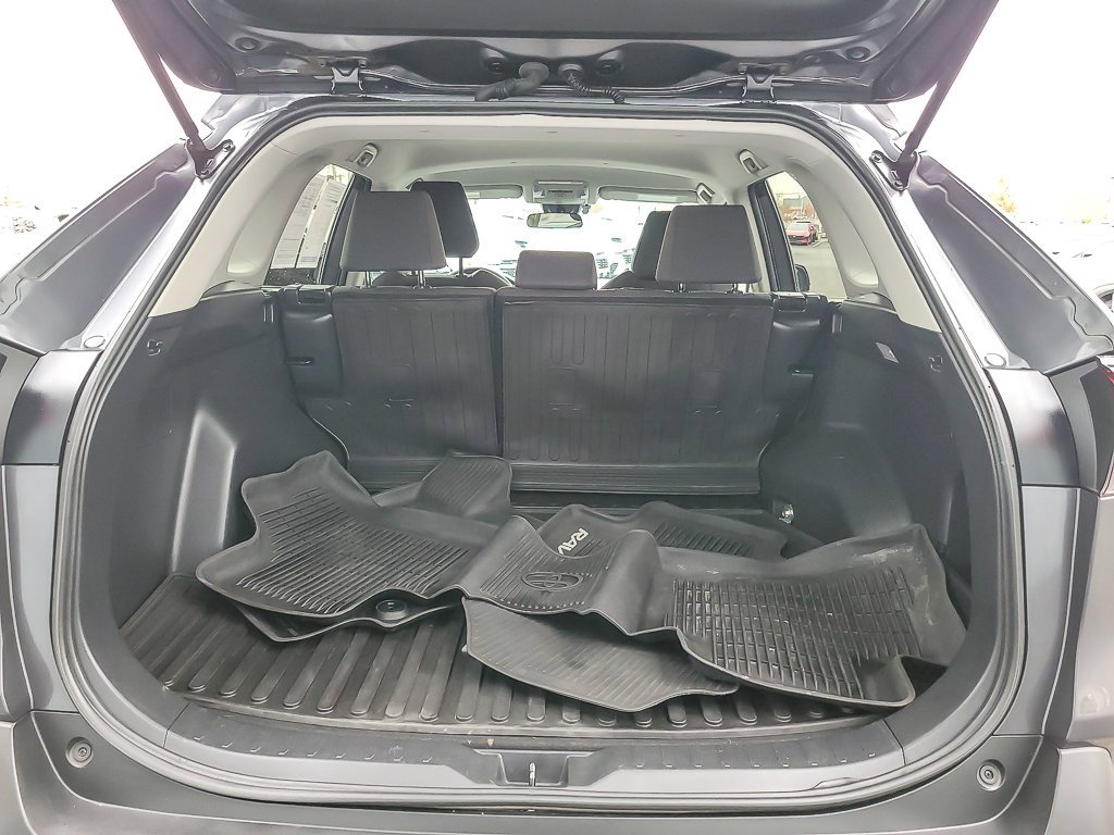 2021 TOYOTA RAV4 - Image 18