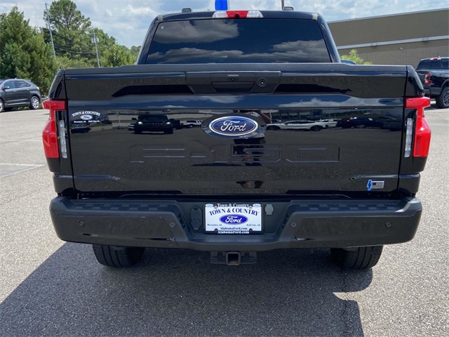 2023 Ford F-150 Lightning XLT photo 22