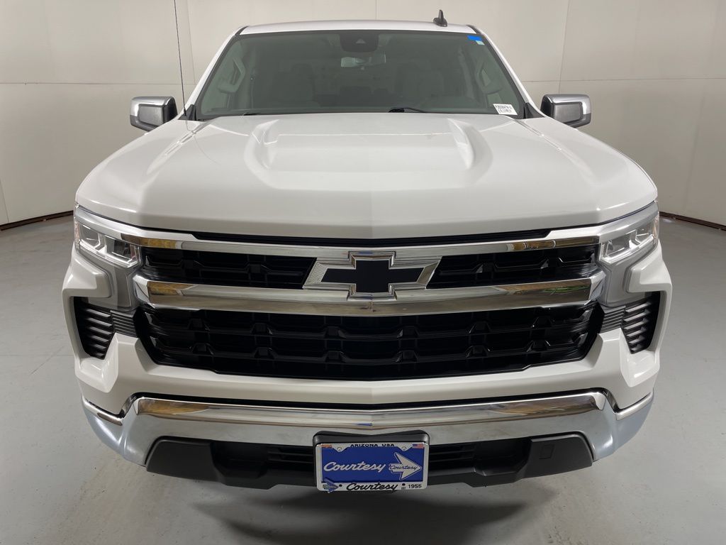 2022 Chevrolet Silverado 1500 LT photo 4