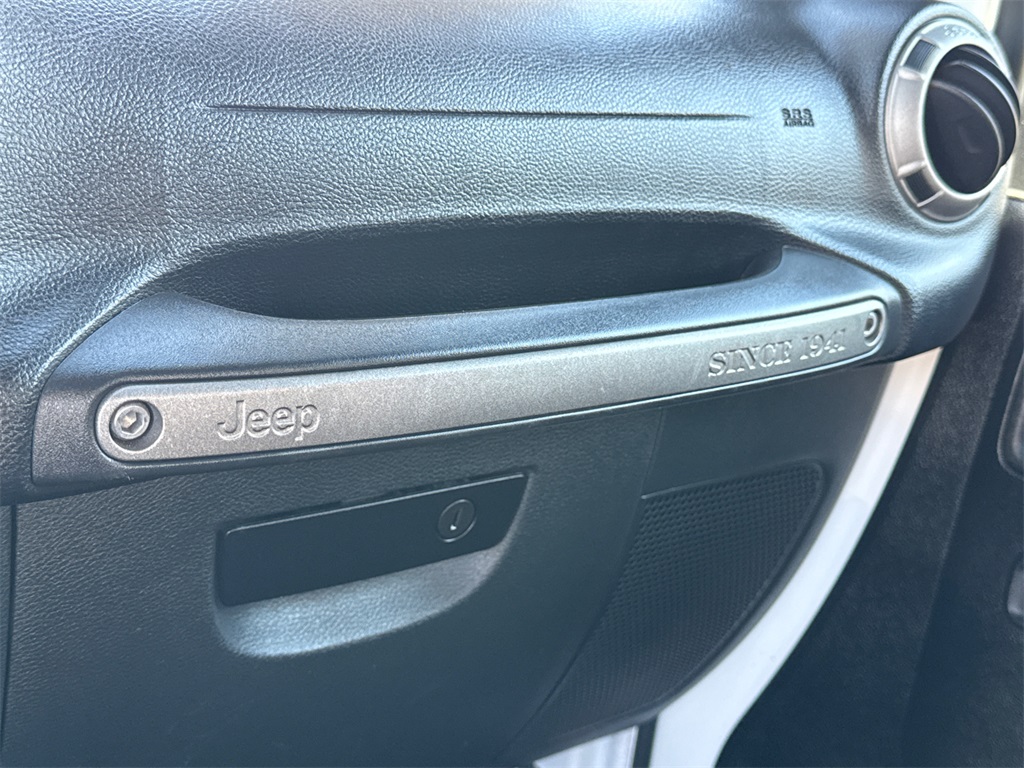2017 Jeep Wrangler Sport photo 26