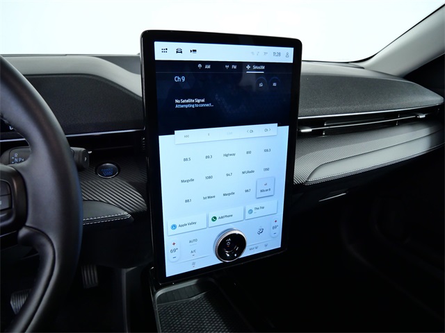 2025 Ford Mustang Mach-E Select photo 18