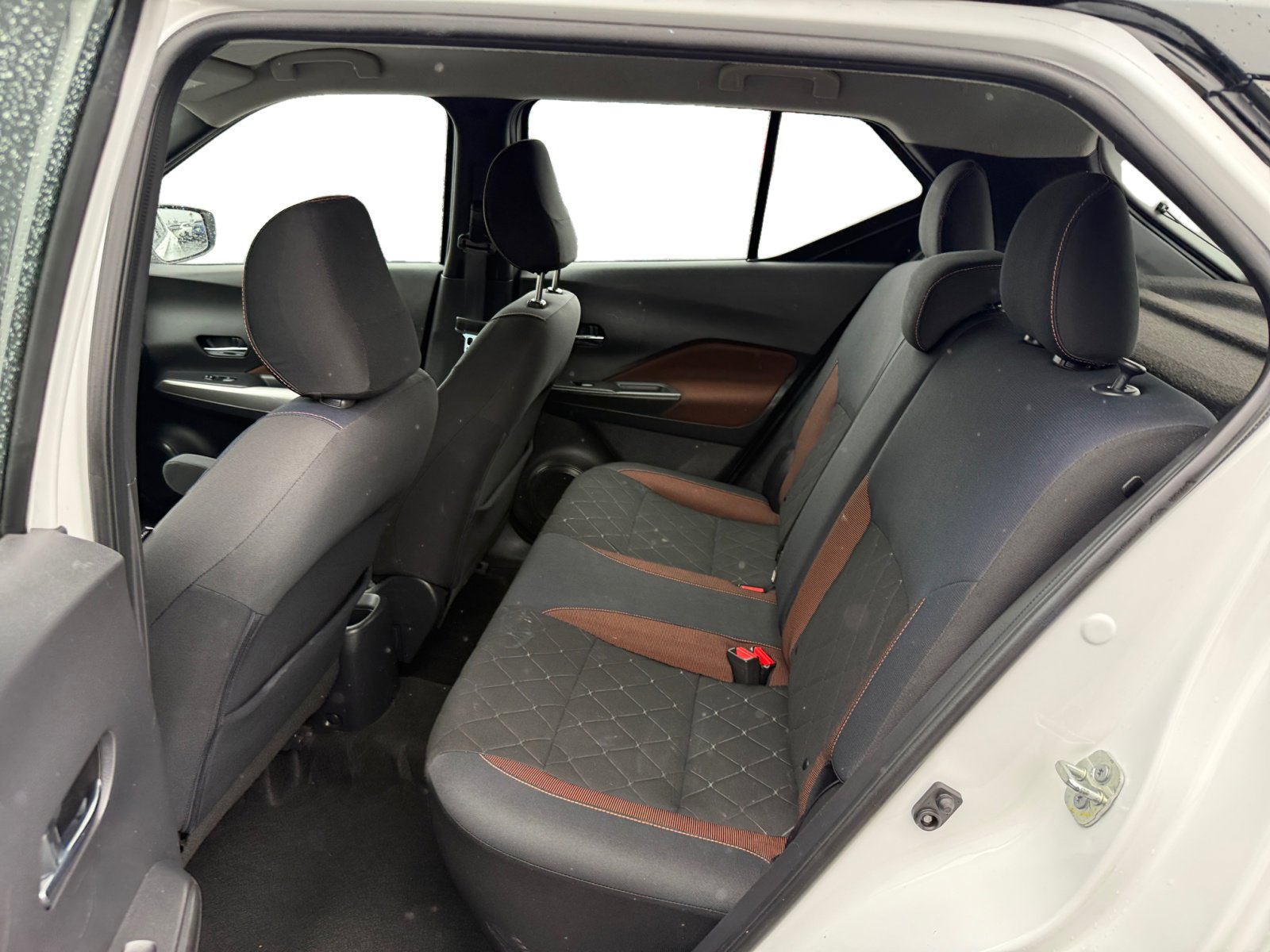 2019 Nissan Kicks SR photo 12