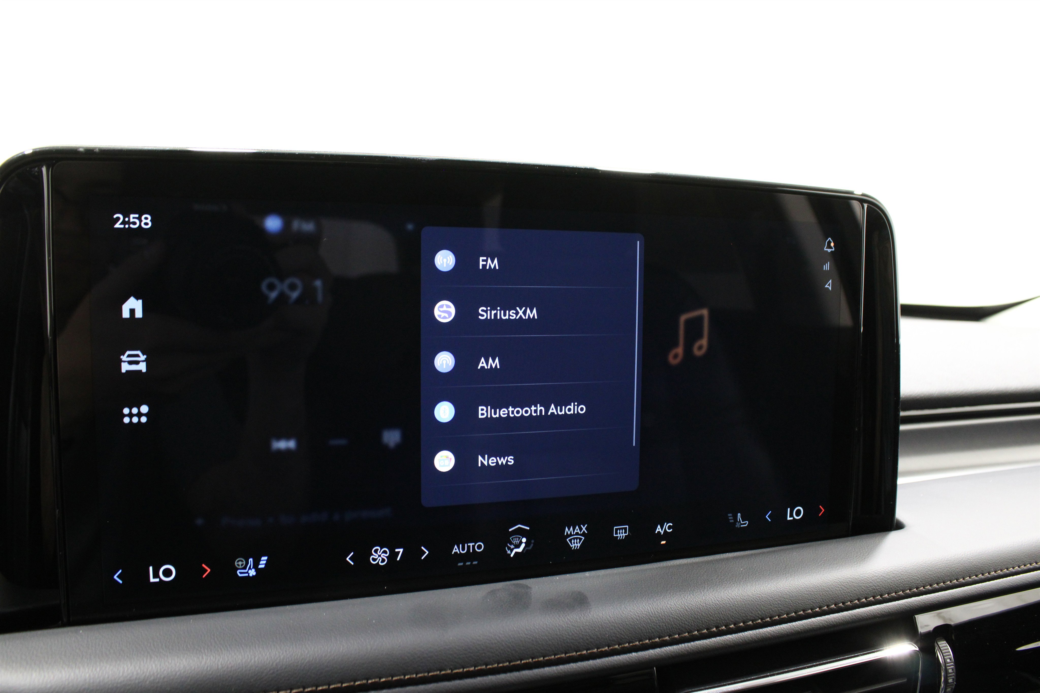 2025 Lincoln Aviator Premiere photo 14