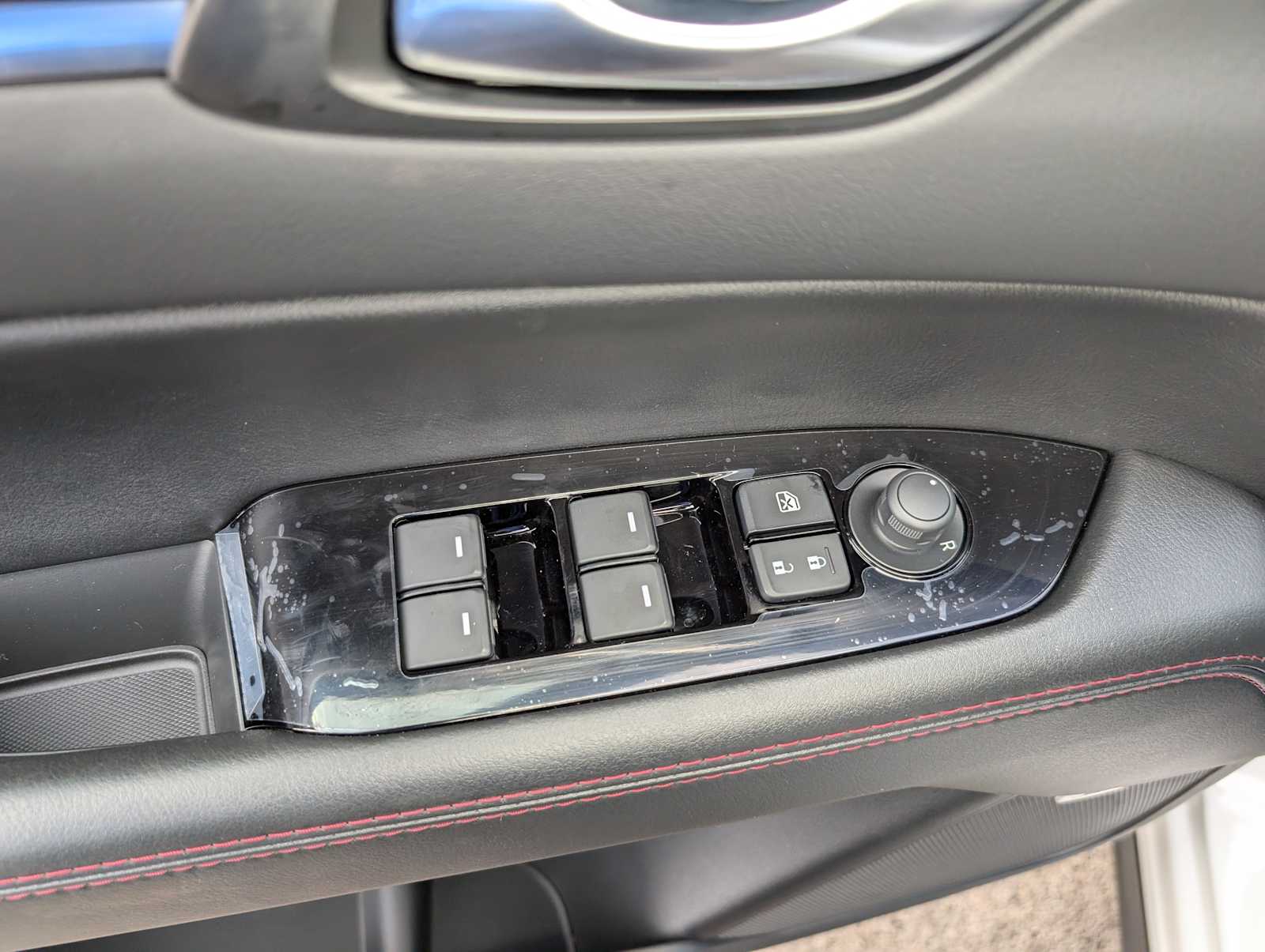 2025 Mazda CX-5 2.5 S Carbon photo 33