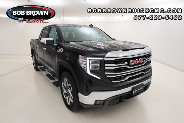 2023 GMC Sierra 1500 SLT's photo