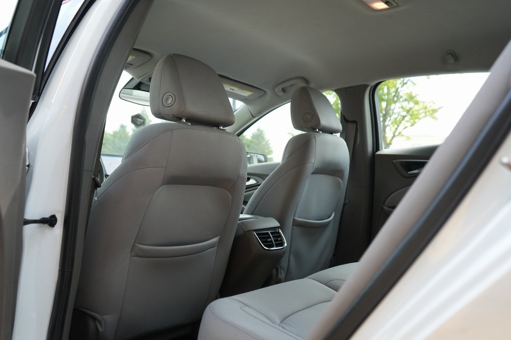 2022 Chevrolet Malibu 1LT photo 26