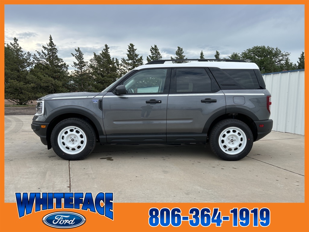 2024 Ford Bronco Sport Heritage photo 2