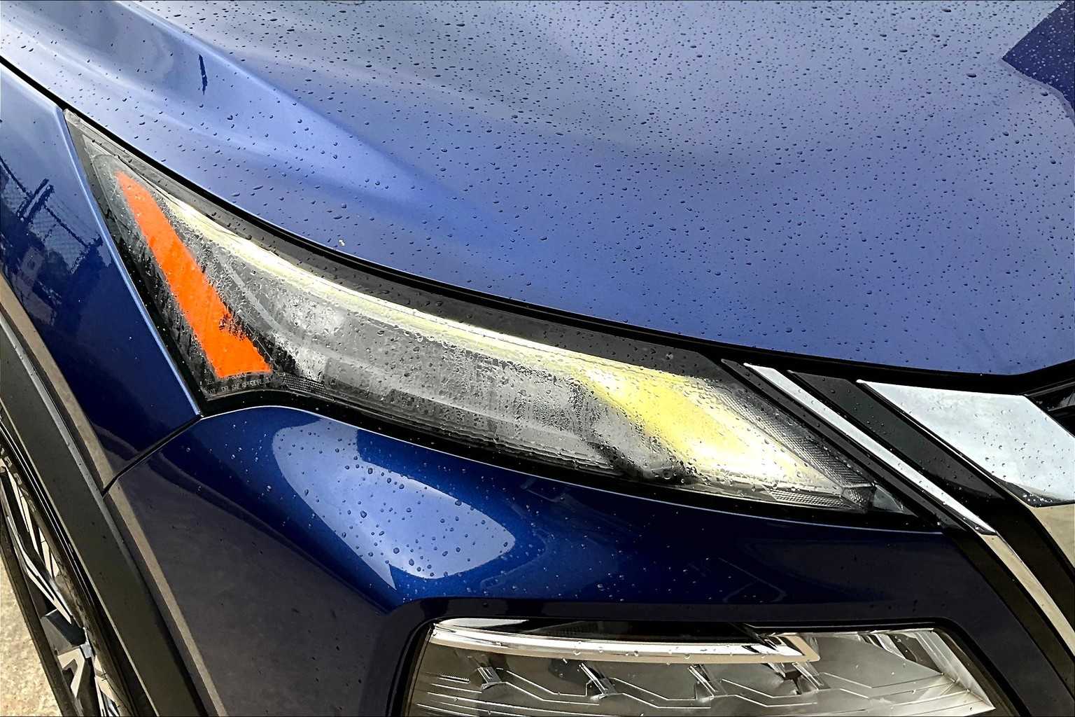 2023 Nissan Rogue SV photo 23