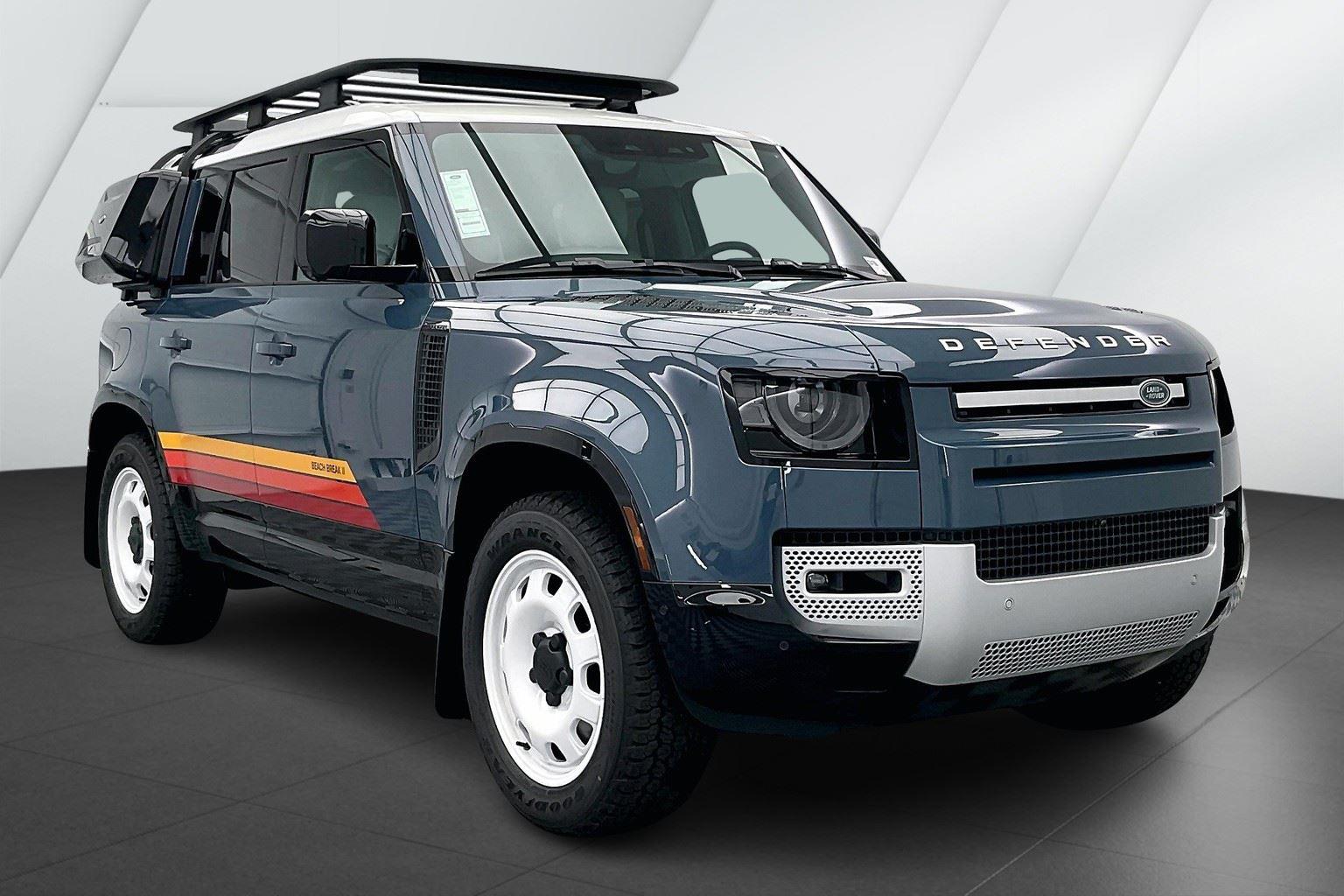 2025 Land Rover Defender S 110 photo 2