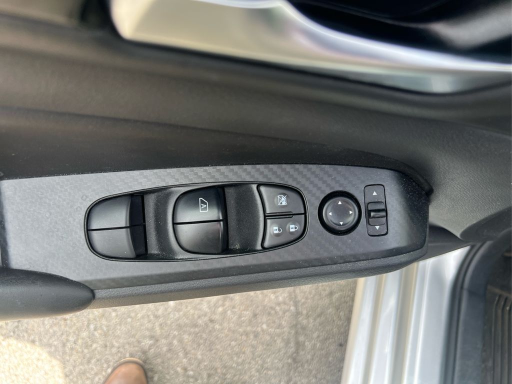 2022 Nissan Altima 2.5 S photo 26