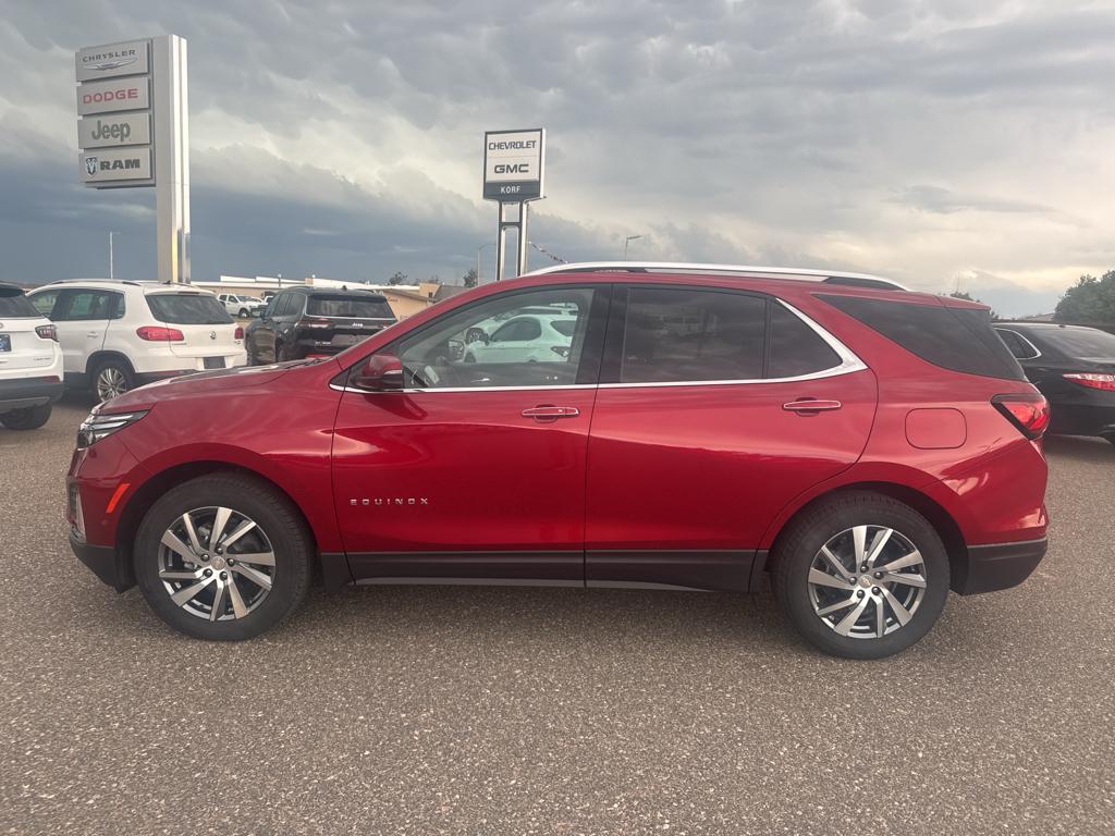 2023 Chevrolet Equinox Premier photo 2