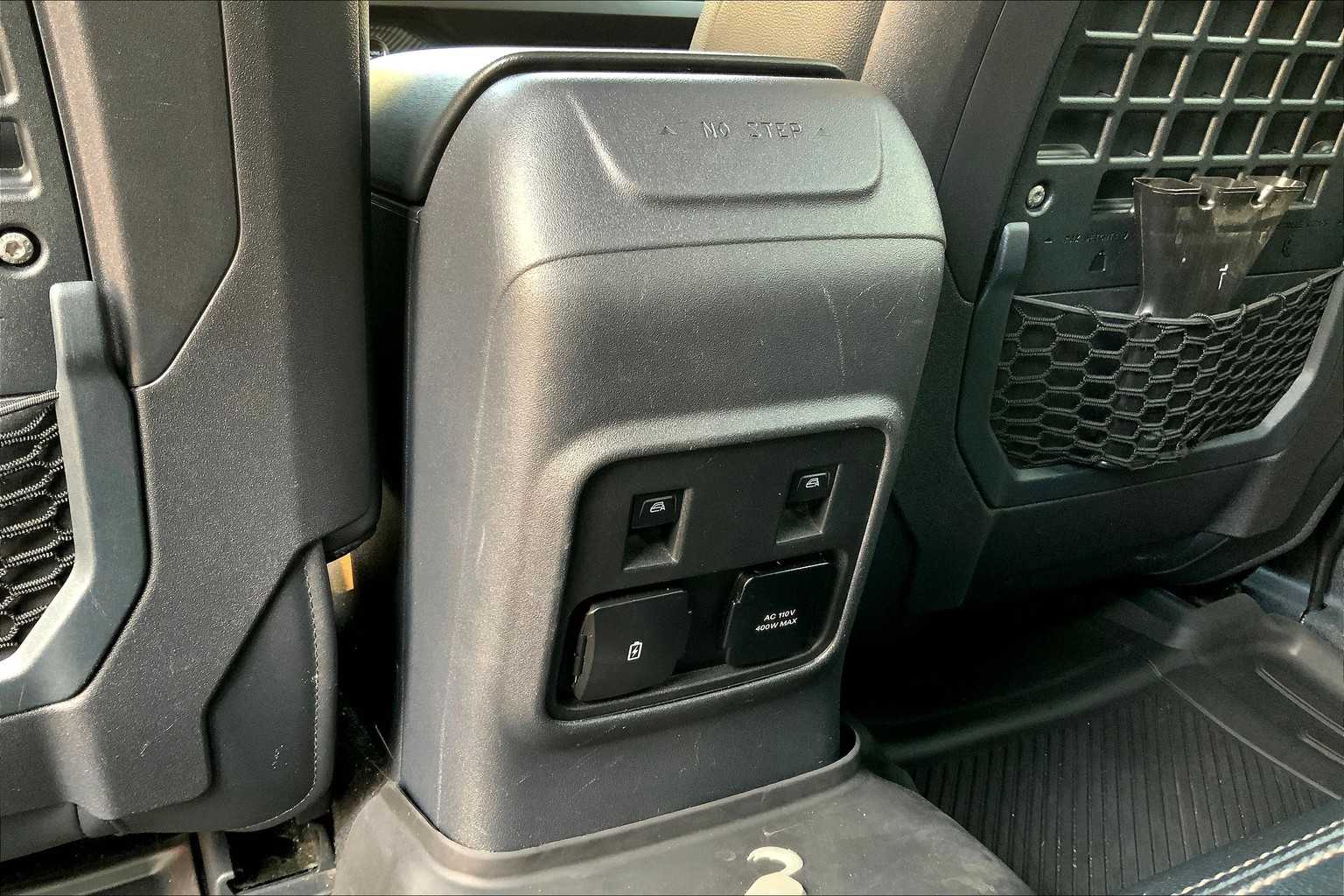 2021 Ford Bronco First Edition photo 58