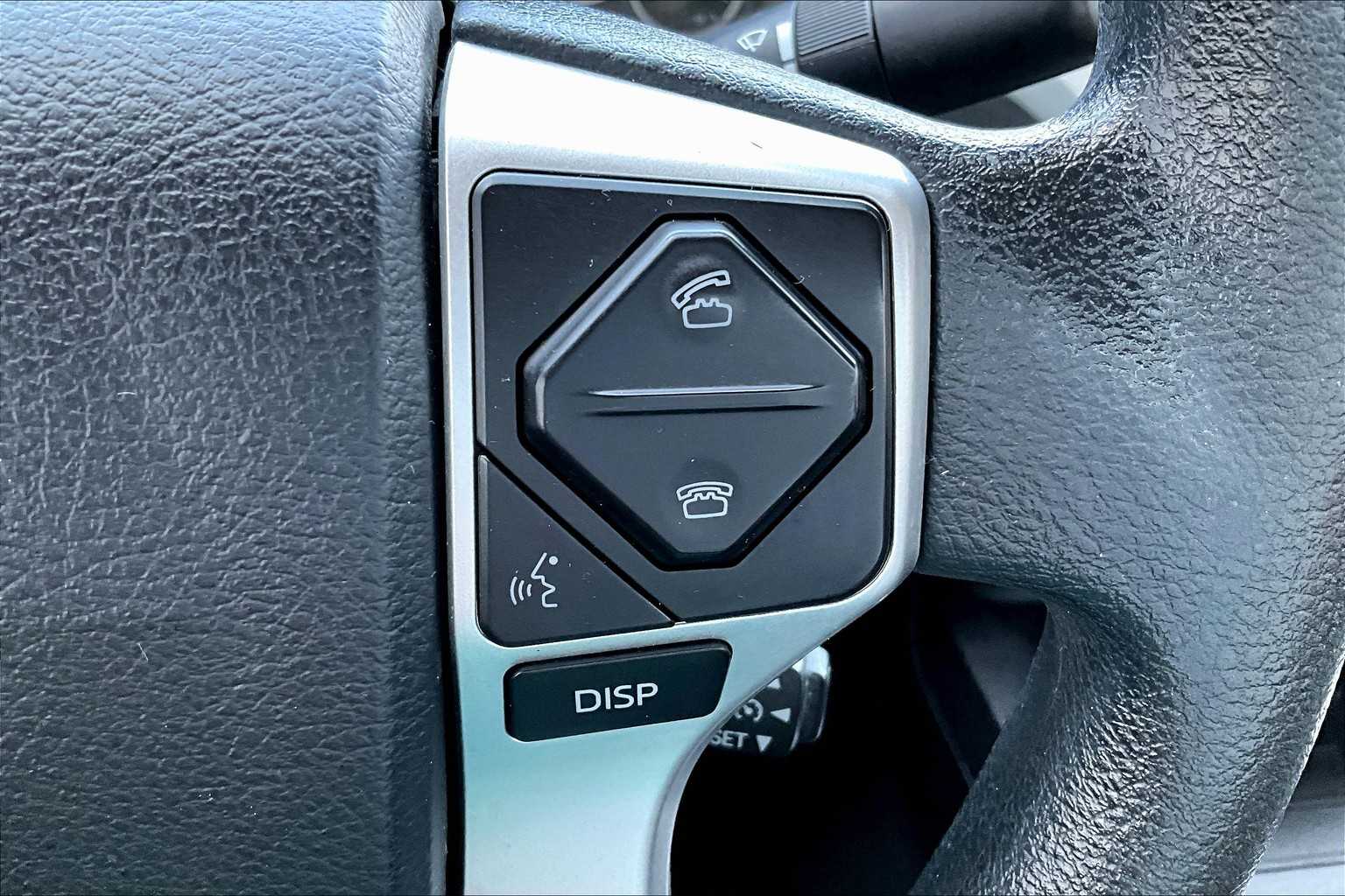 2017 Toyota Tundra SR5 photo 19