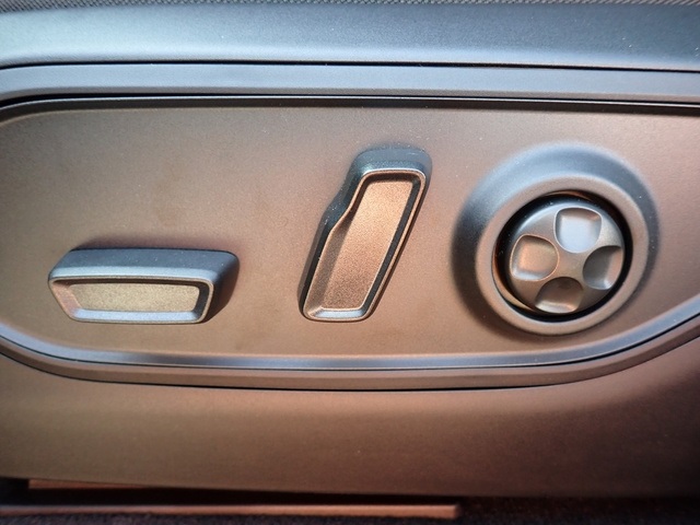 2025 Jeep Grand Cherokee Laredo X photo 16